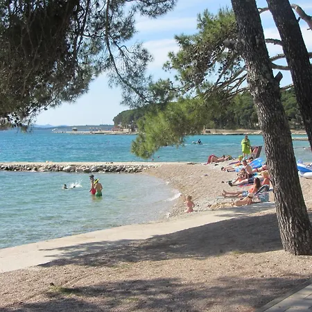 Adria Apartman *